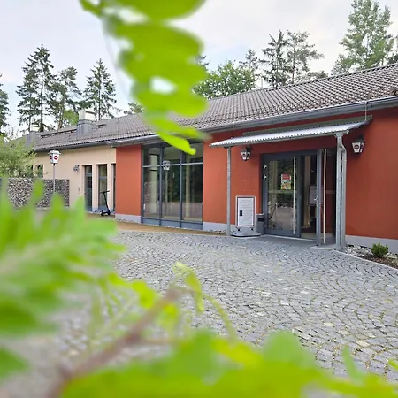 Отель Landhotel-neunburg 4*