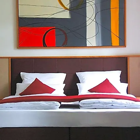 호텔 Landhotel-neunburg 4*