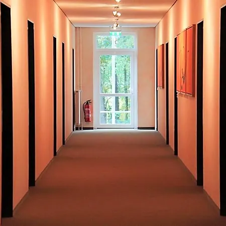 호텔 Landhotel-neunburg 4*