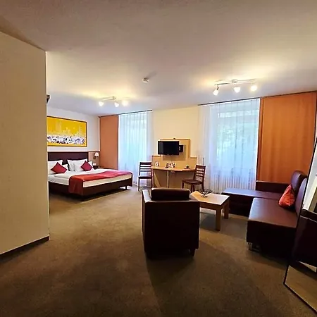 Landhotel-neunburg