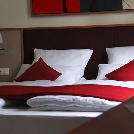 Landhotel-neunburg Ξενοδοχείο 4*