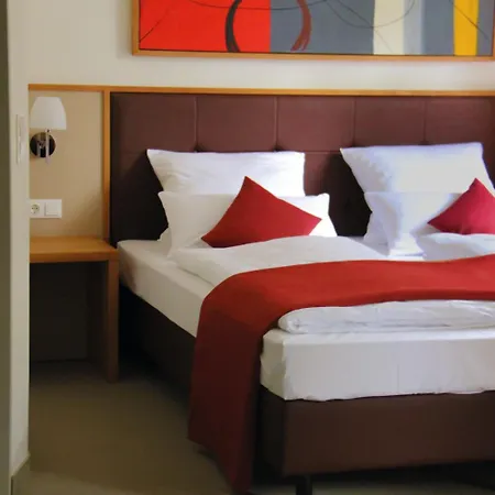 Landhotel-neunburg 4*