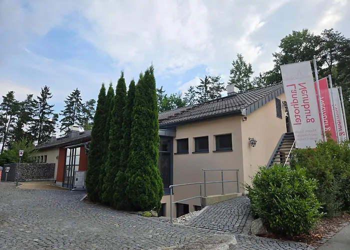 Hotel Landhotel-neunburg 4*