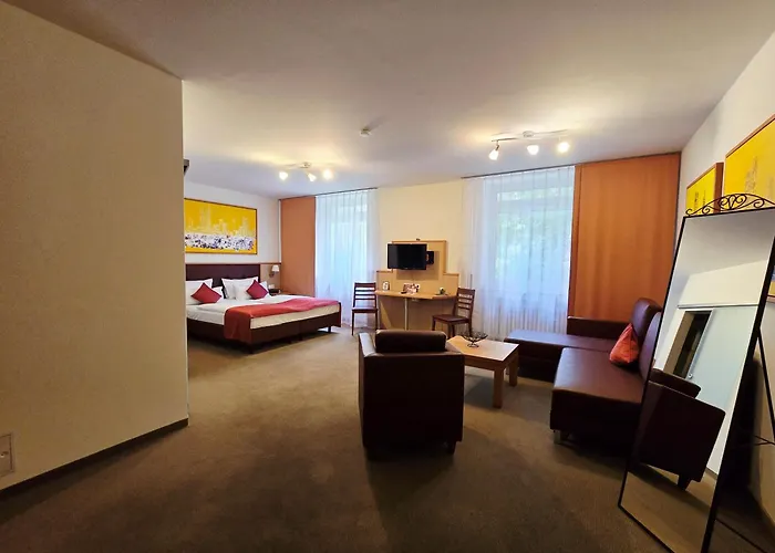 Landhotel-neunburg Hotel 4*